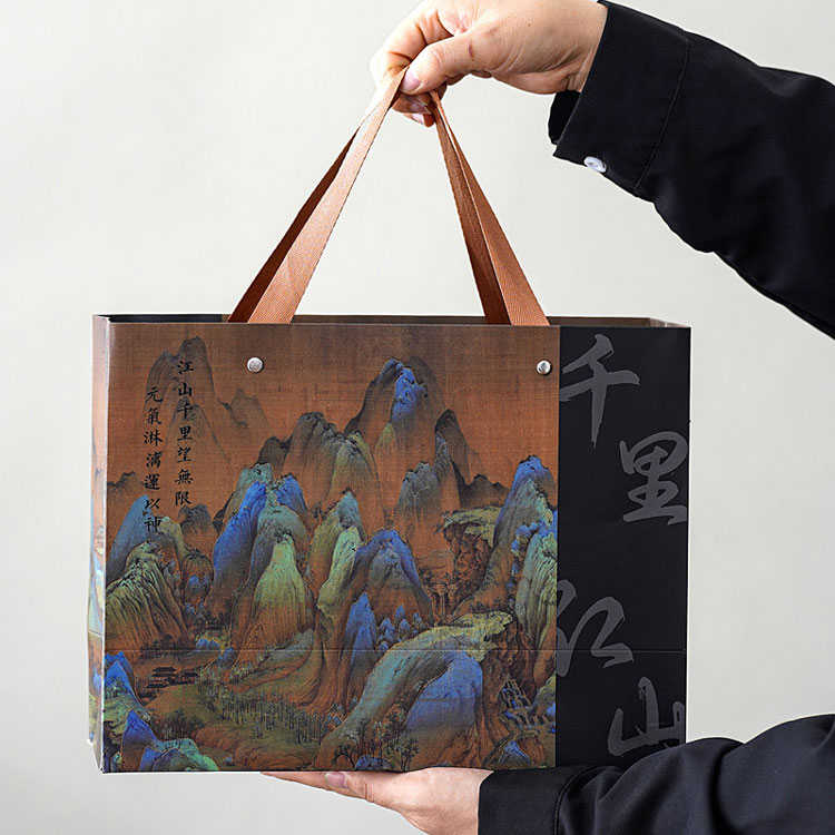 جعبه هدیه لیوان سرامیکی آغشته به روح کوه ها و رودخانه ها - نگه داشتن آن در دستان شما حس گرما را به ارمغان می آورد.